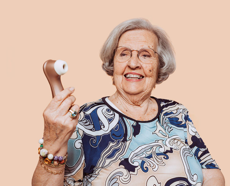 Ältere Frau hat Sextoy auf Rezept bekommen